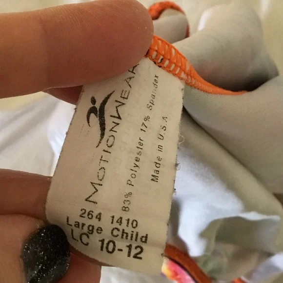 Leo by MotionWear. Size large child LC (10/12) EXCELLENT CONDITION - Picture 4 of 6